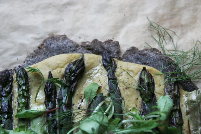 Buckwheat Flatbread Pizza with Asparagus and Fennel Spread
